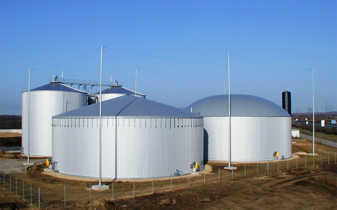 Silos de traitement pour le programme de biométhanisation du Québec