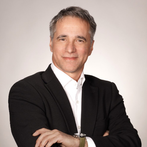 François Léveillée : Senior Director - Marketing and Development